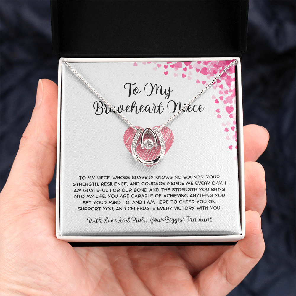 To My Braveheart Niece - From Aunt to Niece Lucky In Love Necklace