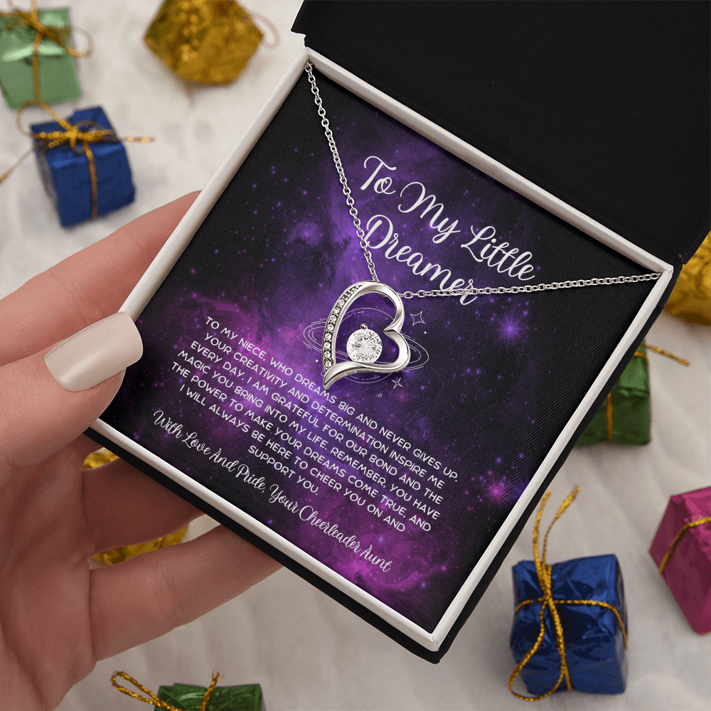 To My Little Dreamer - From Aunt to Niece Forever Love Necklace